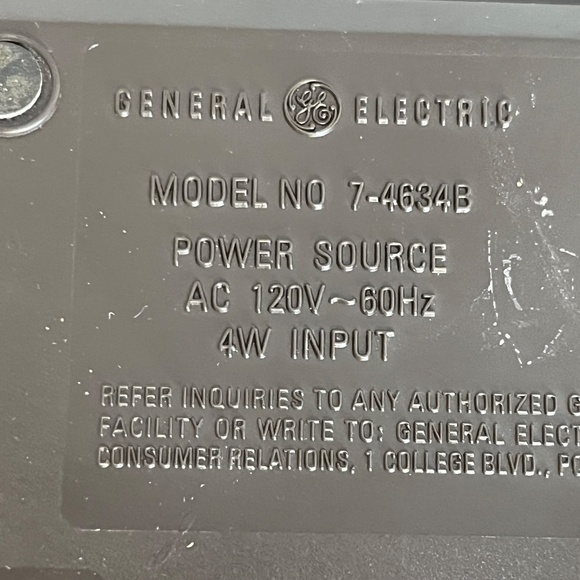 VTG General Electric GE Digital Alarm Clock Radio Model 7-4634B AM/FM Works Well - Picture 6 of 12